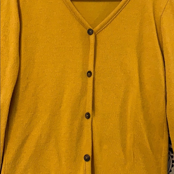 Girls light sweater in mustard colour - Picture 2 of 2